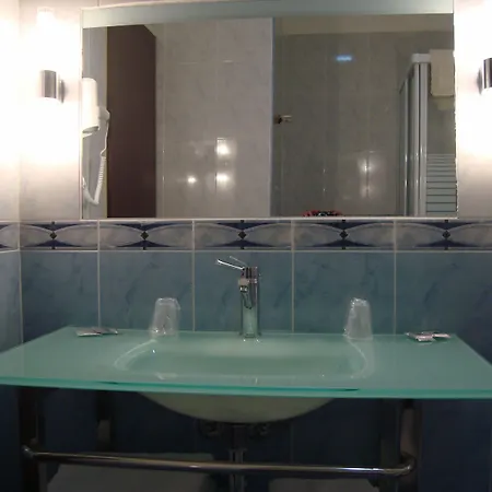 Lutetia Hotel Lourdes