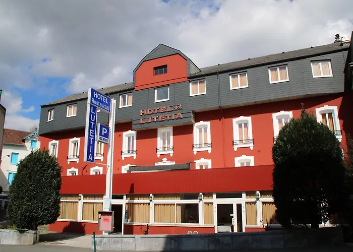 Lutetia 3*