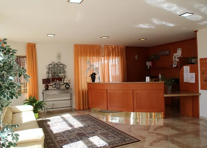 Lutetia Hotel Lourdes