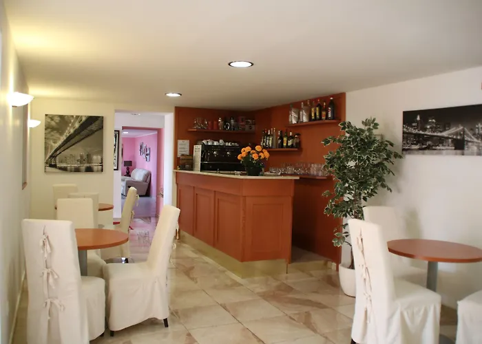 Lutetia - Climatise Hotel 3*