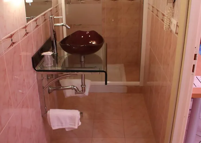 Lutetia - Climatisé 3*